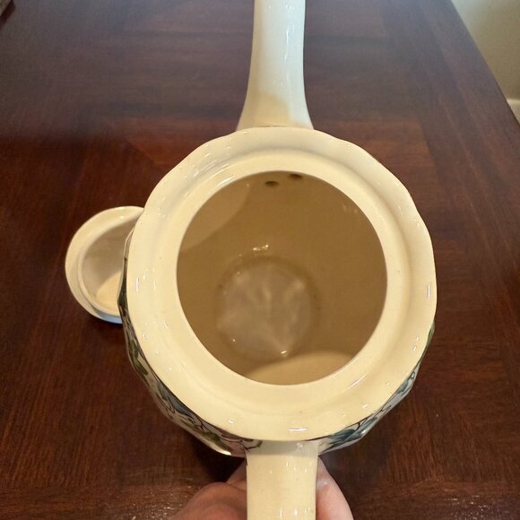 Johnson Bros English Coffee Pot - Ivy Pattern - Picture 5 of 6